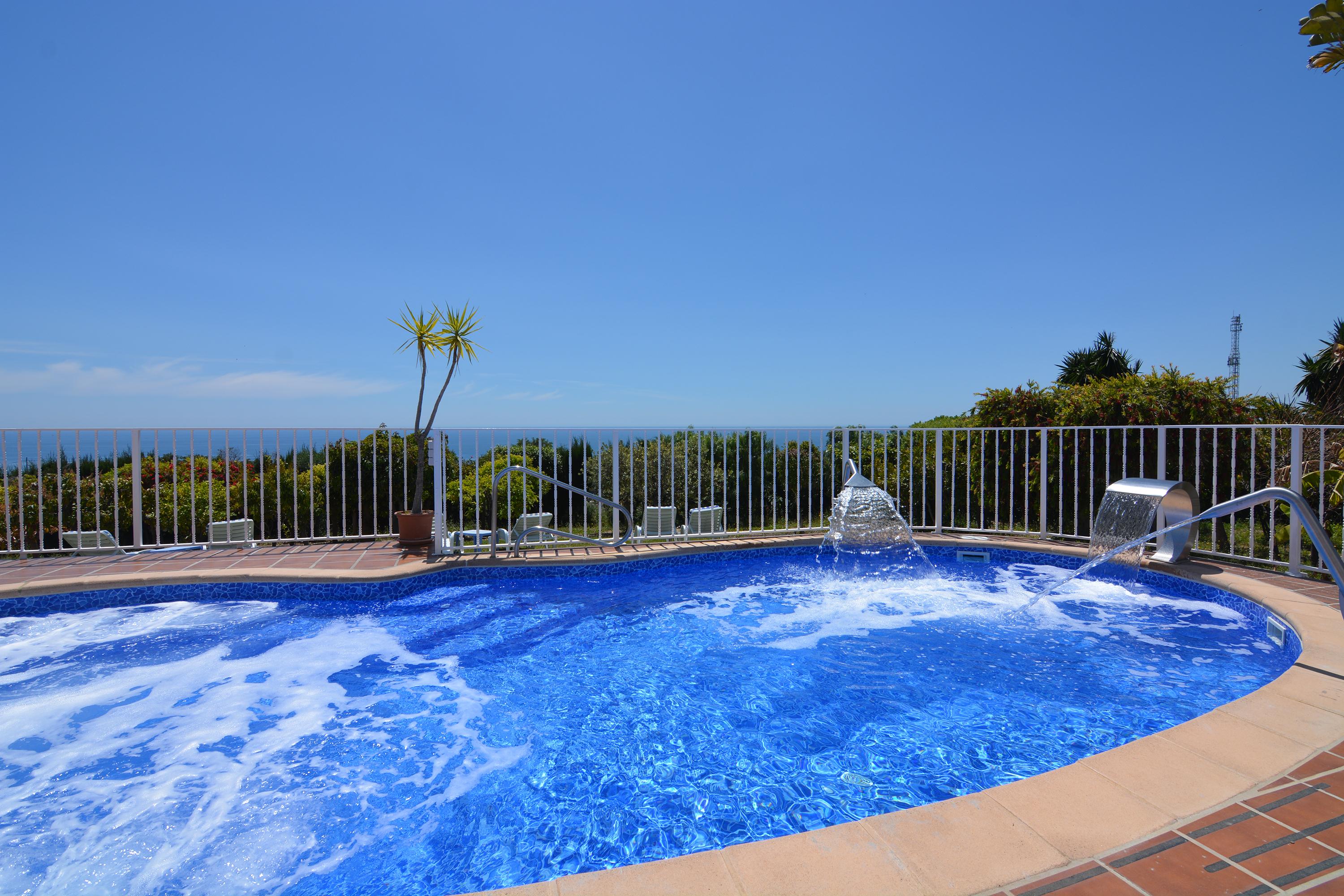 Hotel Al-Andalus Nerja Extérieur photo