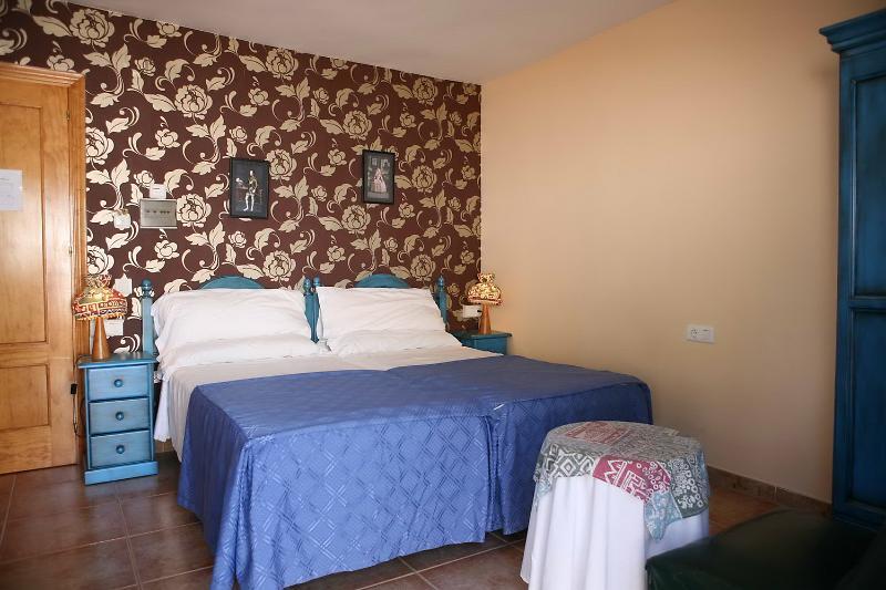 Hotel Al-Andalus Nerja Extérieur photo