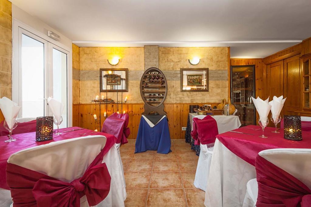 Hotel Al-Andalus Nerja Extérieur photo